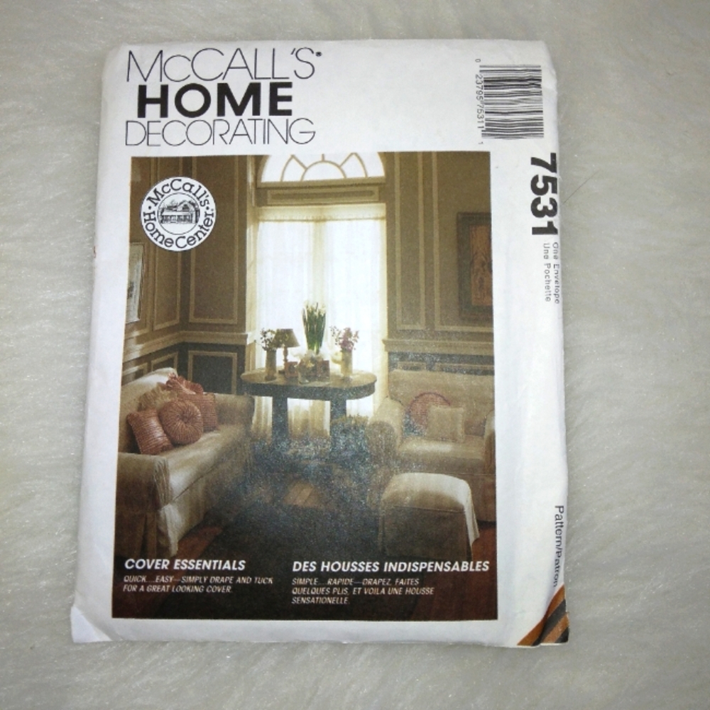 McCall's 7531 Chair, Loveseat, Ottoman covers and 7 styles of pillows